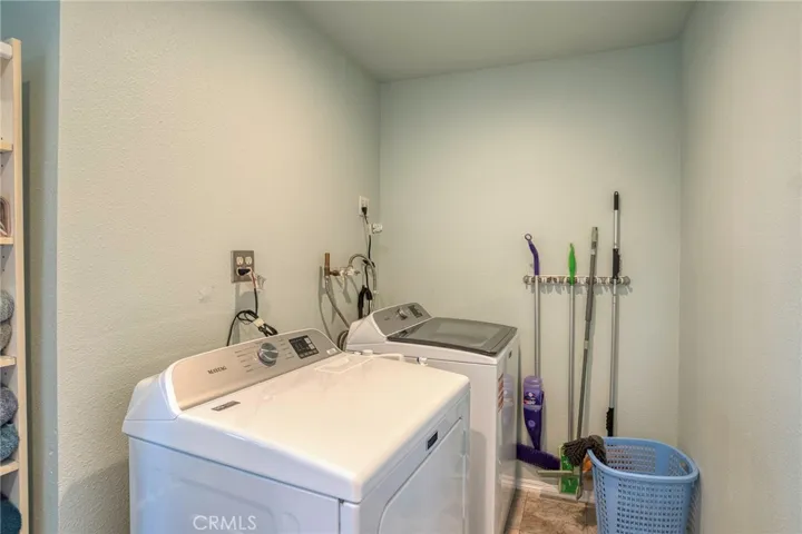 2525 W Olive Avenue, Fullerton, California 92833