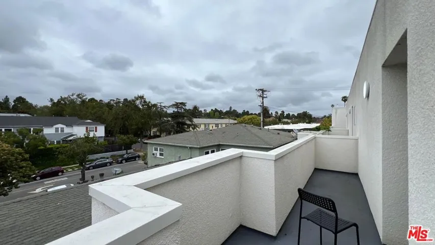 807 21st Street 3, Santa Monica, California 90403