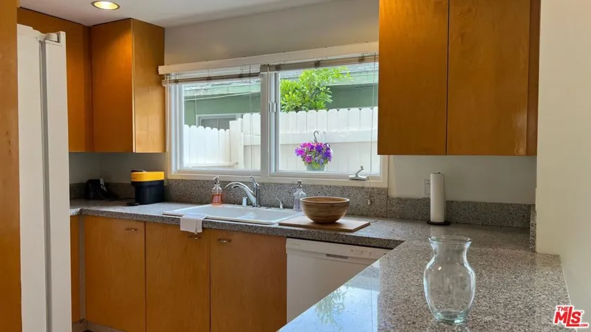 807 21st Street 3, Santa Monica, California 90403