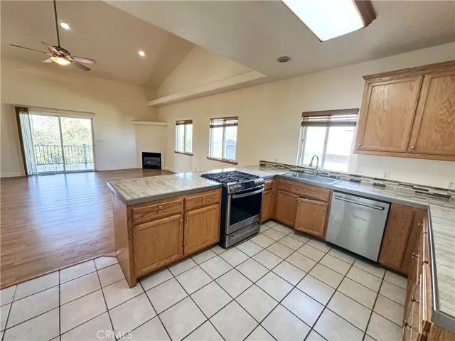 87 Hercules, Oroville, California 95966