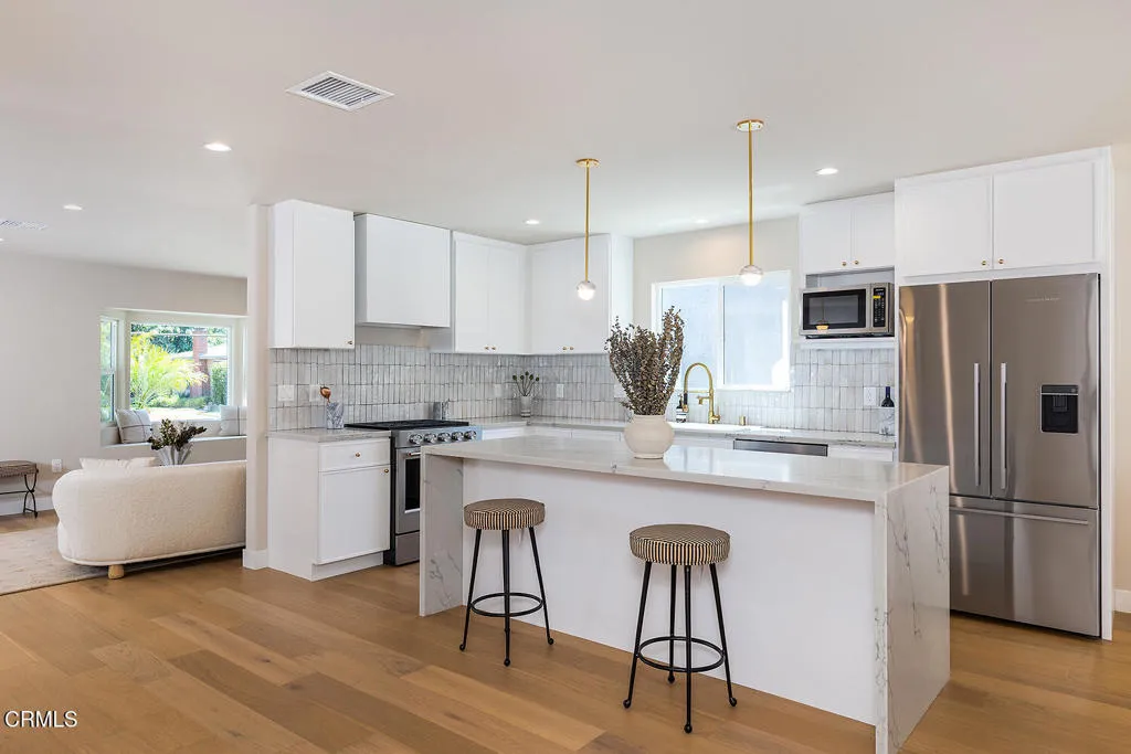 2187 Garfias Dr 012-mls