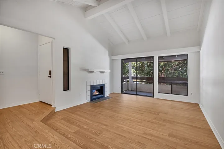 21372 Brookhurst Street 322, Huntington Beach, California 92646