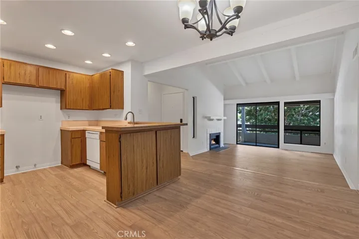 21372 Brookhurst Street 322, Huntington Beach, California 92646