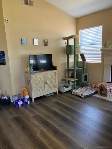 1953 Wellington Ln 4, Vista, California 92081