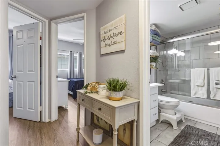 8927 Cedros 14, Panorama City, California 91402
