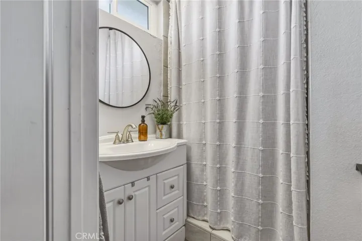 8927 Cedros 14, Panorama City, California 91402