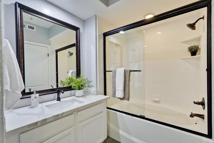 144 S 3rd Street 425, San Jose, California 95112
