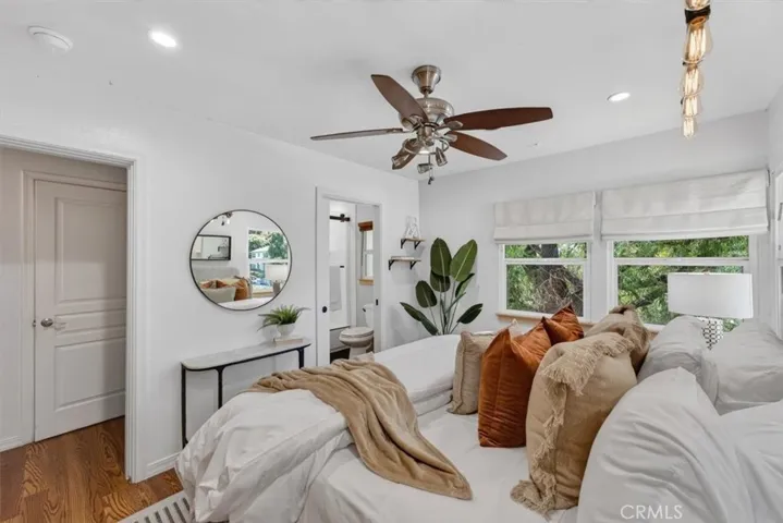 5823 Bowcroft Street #4, Los Angeles, California 90016