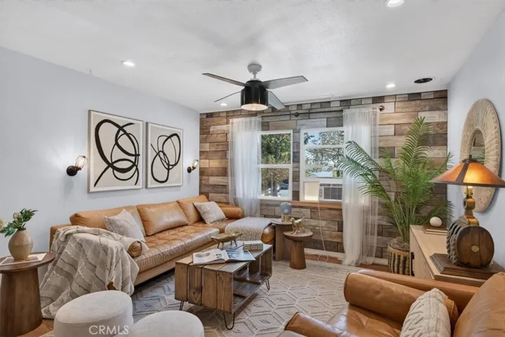 5823 Bowcroft Street #4, Los Angeles, California 90016