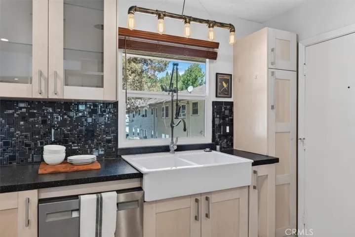 5823 Bowcroft Street #4, Los Angeles, California 90016