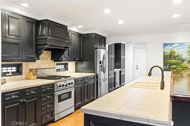 486 Locust Street, Laguna Beach, California 92651