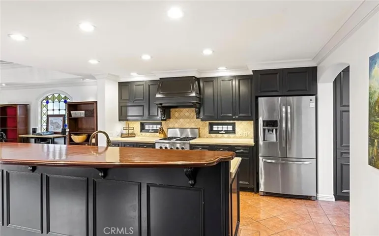 486 Locust Street, Laguna Beach, California 92651