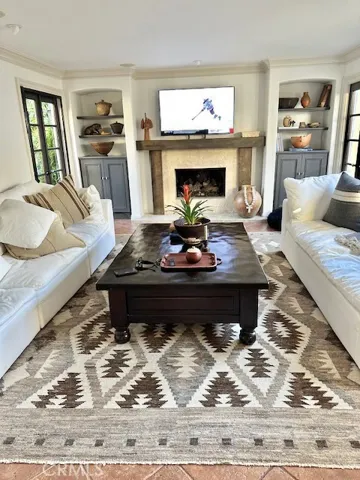486 Locust Street, Laguna Beach, California 92651