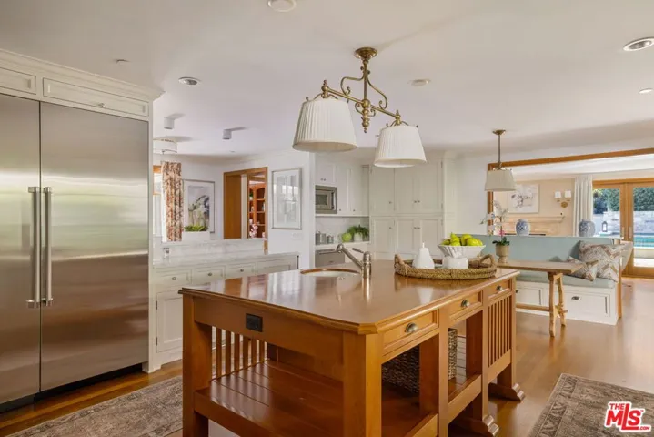 850 Stone Canyon Road, Los Angeles, California 90077