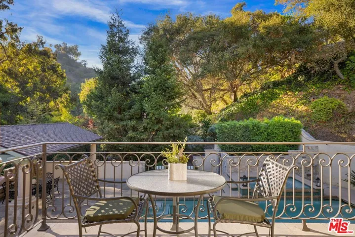 850 Stone Canyon Road, Los Angeles, California 90077