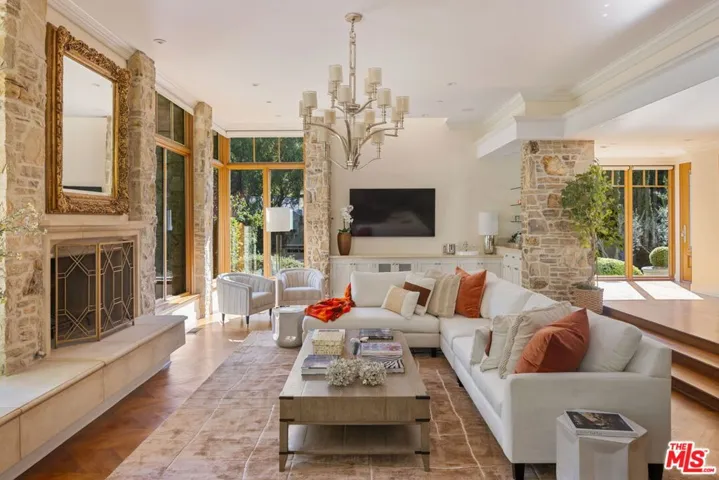 850 Stone Canyon Road, Los Angeles, California 90077