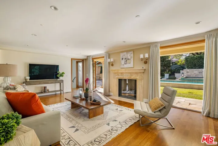 850 Stone Canyon Road, Los Angeles, California 90077