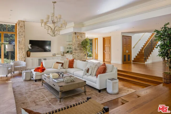 850 Stone Canyon Road, Los Angeles, California 90077