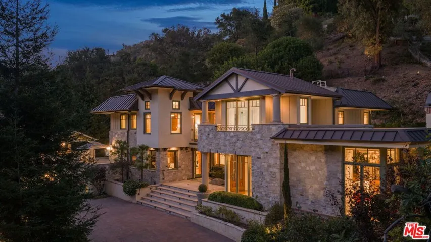 850 Stone Canyon Road, Los Angeles, California 90077