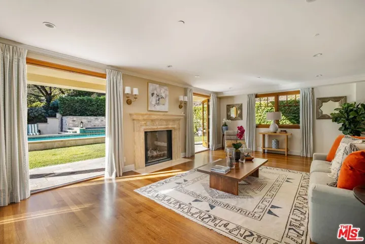 850 Stone Canyon Road, Los Angeles, California 90077