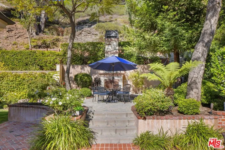 850 Stone Canyon Road, Los Angeles, California 90077