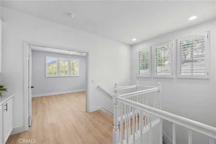 Large bonus room could be 5th bedroom