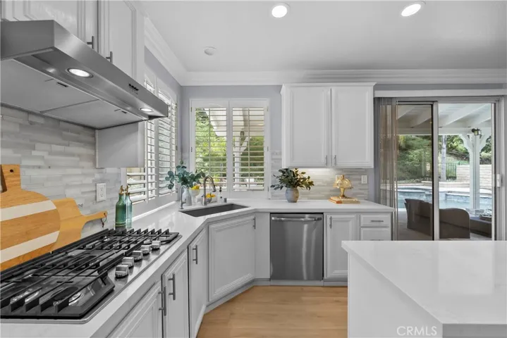 25415 Thoreau Way, Stevenson Ranch, California 91381