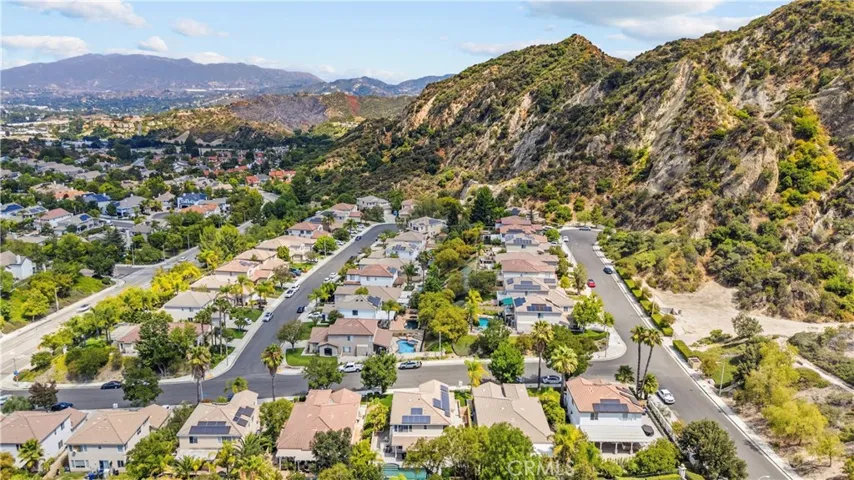 25415 Thoreau Way, Stevenson Ranch, California 91381