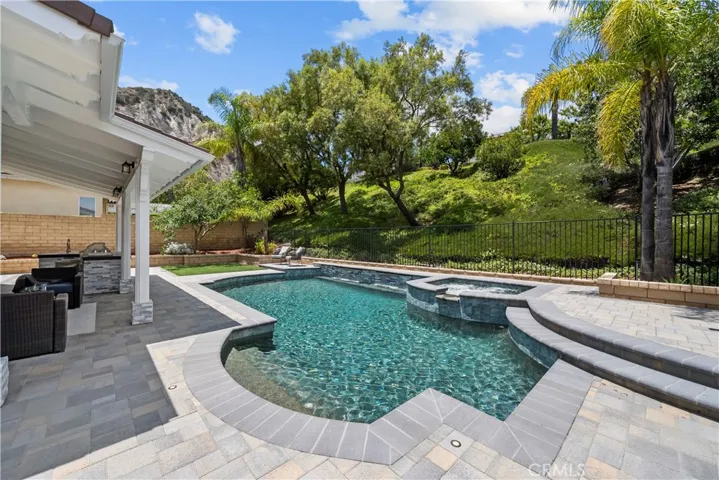 25415 Thoreau Way, Stevenson Ranch, California 91381
