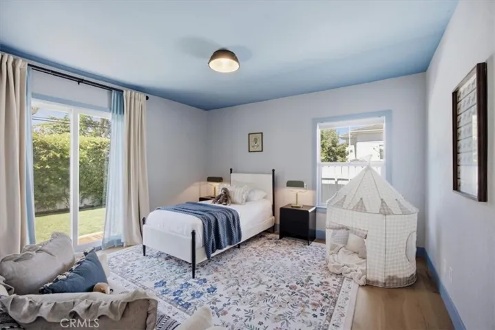 2420 Robinson Street, Redondo Beach, California 90278