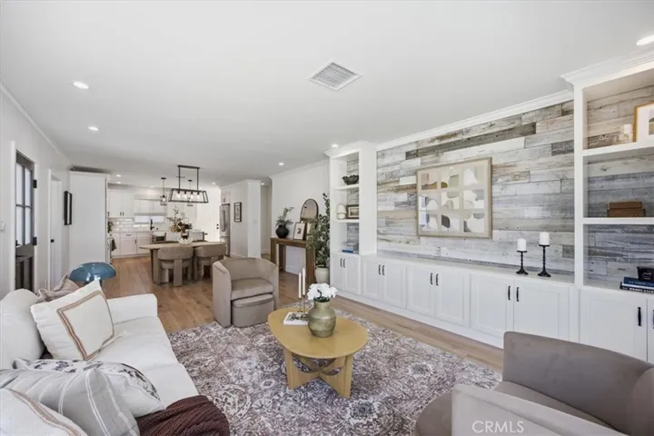 2420 Robinson Street, Redondo Beach, California 90278