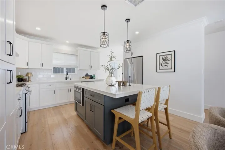 2420 Robinson Street, Redondo Beach, California 90278