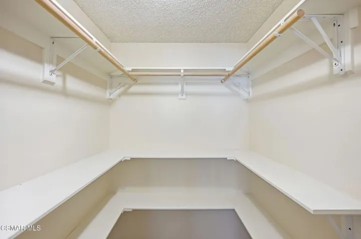 2-web-or-mls-4900_Overland_Ave-2