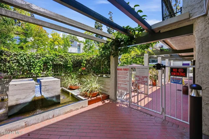 24-web-or-mls-4900_Overland_Ave-24