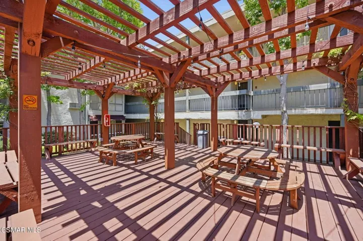 26-web-or-mls-4900_Overland_Ave-26