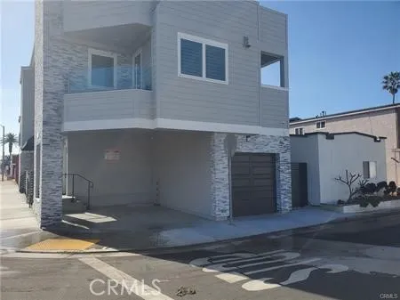 16741 Pacific Coast 201, Sunset Beach, California 90742