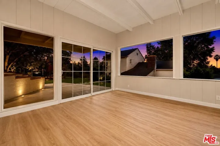 1627 Arbor Drive, Glendale, California 91202
