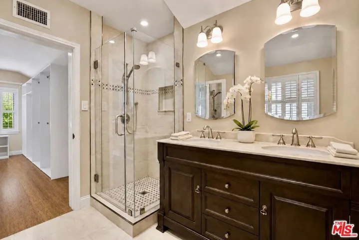 1627 Arbor Drive, Glendale, California 91202
