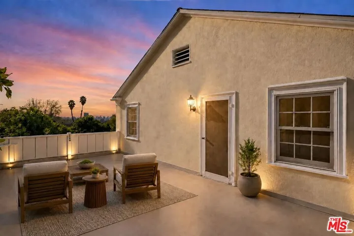 1627 Arbor Drive, Glendale, California 91202