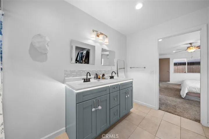 1411 Broadway Place, Escondido, California 92025