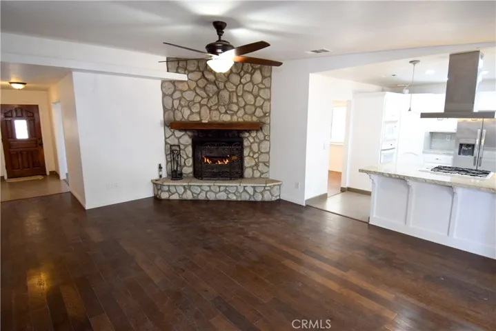 13253 Pocono, Apple Valley, California 92308