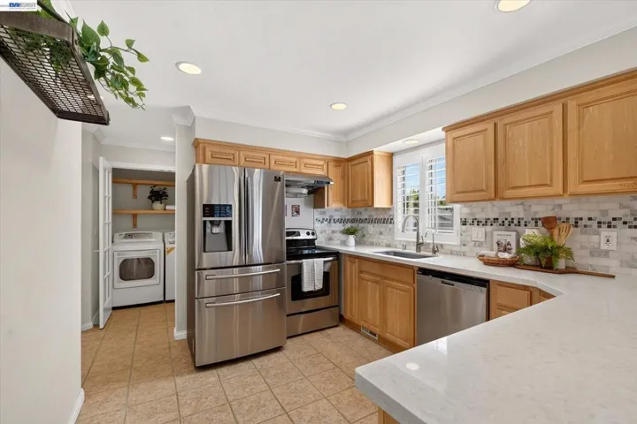 1137 Kottinger Dr Ca3, Pleasanton, California 94566