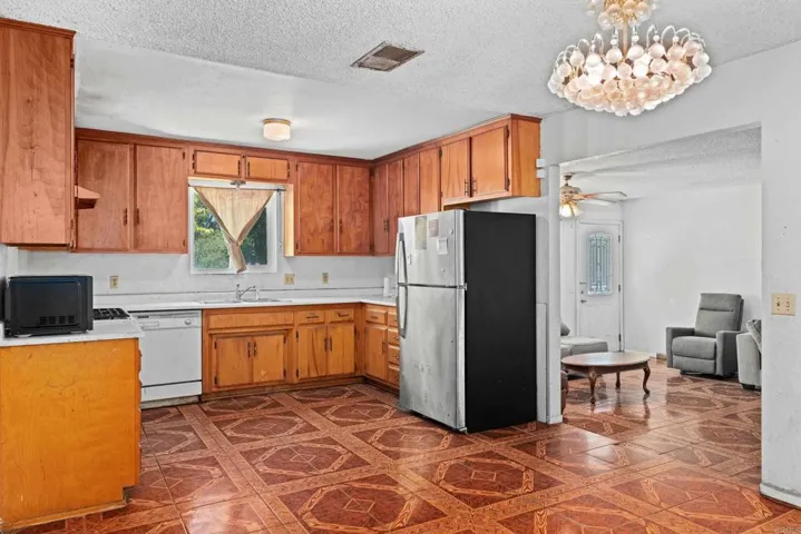 3024 W Wilson Street, Banning, California 92220