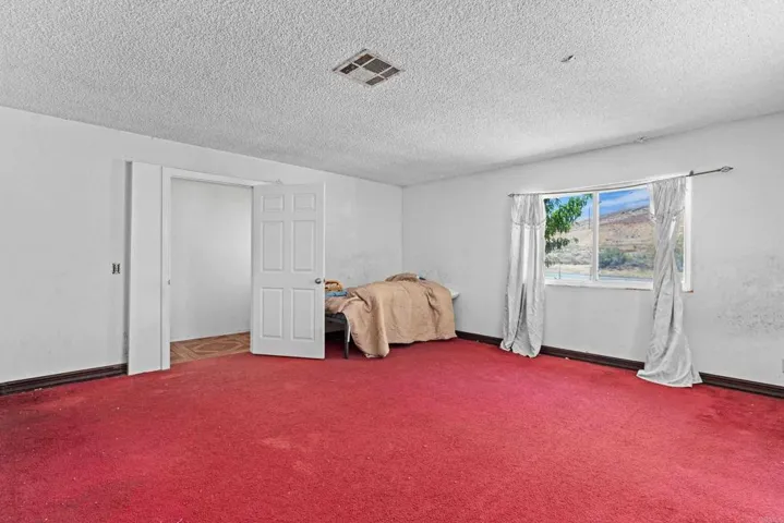 can be used as 4th bedroom