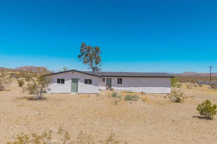 2670 N Sage Avenue, Landers, California 92285