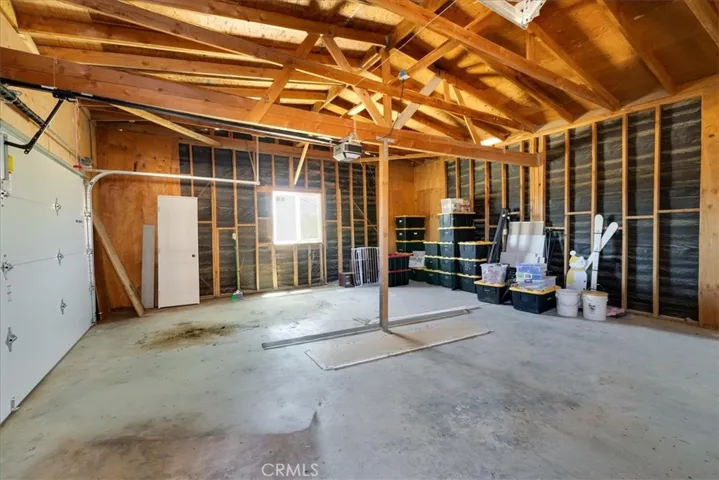 2670 N Sage Avenue, Landers, California 92285
