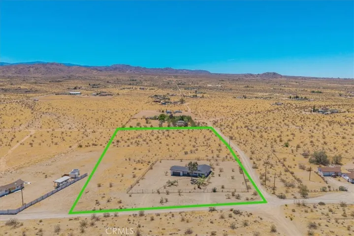 2670 N Sage Avenue, Landers, California 92285
