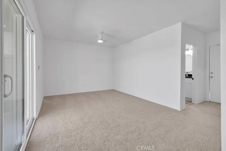 2670 N Sage Avenue, Landers, California 92285