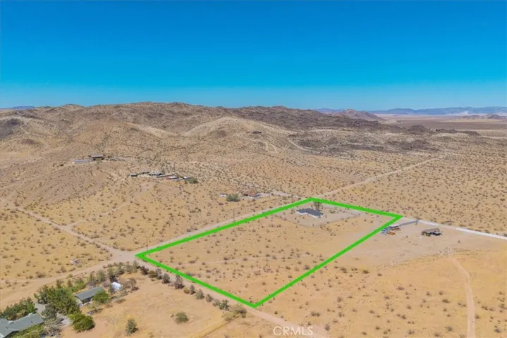 2670 N Sage Avenue, Landers, California 92285
