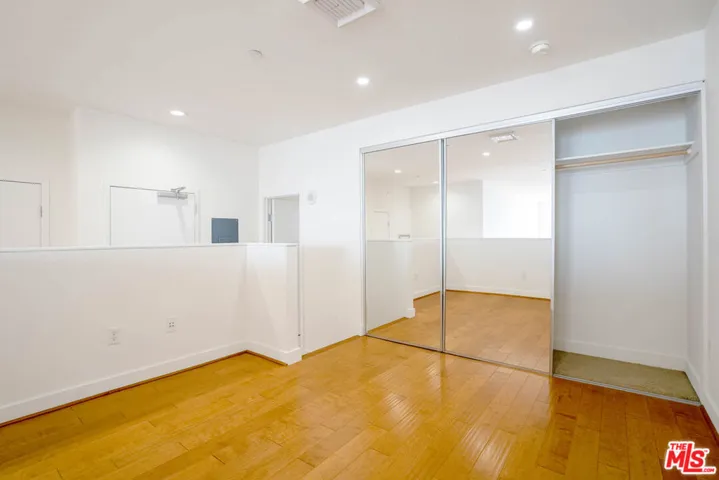 3810 Wilshire Boulevard 1911, Los Angeles, California 90010